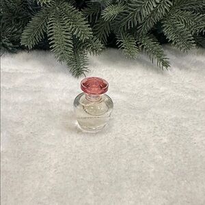 New pretty by Elizabeth Arden